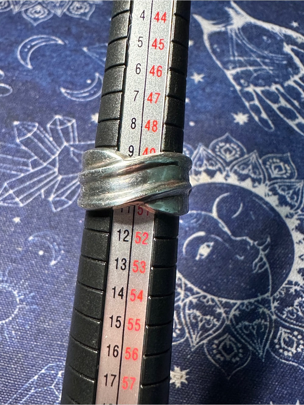 Sterling Silver Cross-Over Ring - Silver